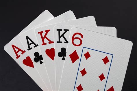 poker rules 2 pair kicker